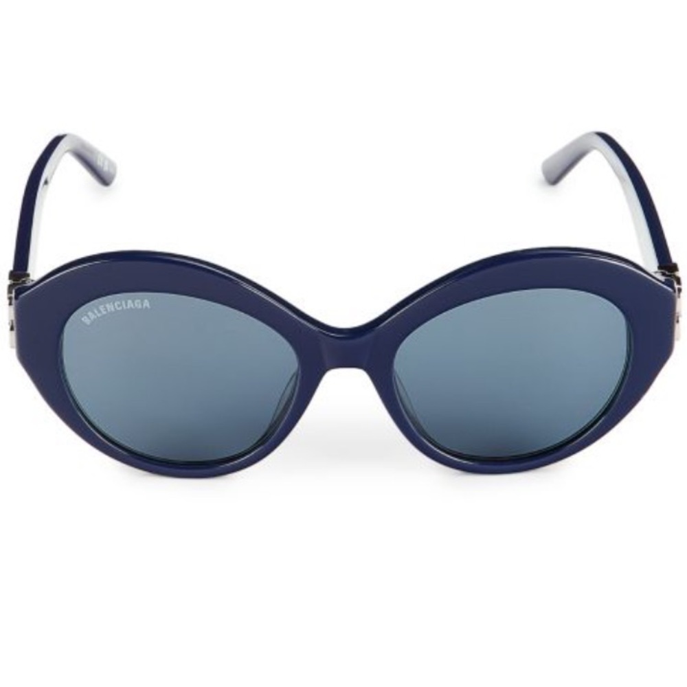 BALENCIAGA SUNGLASSES NWT never worn comes with case
